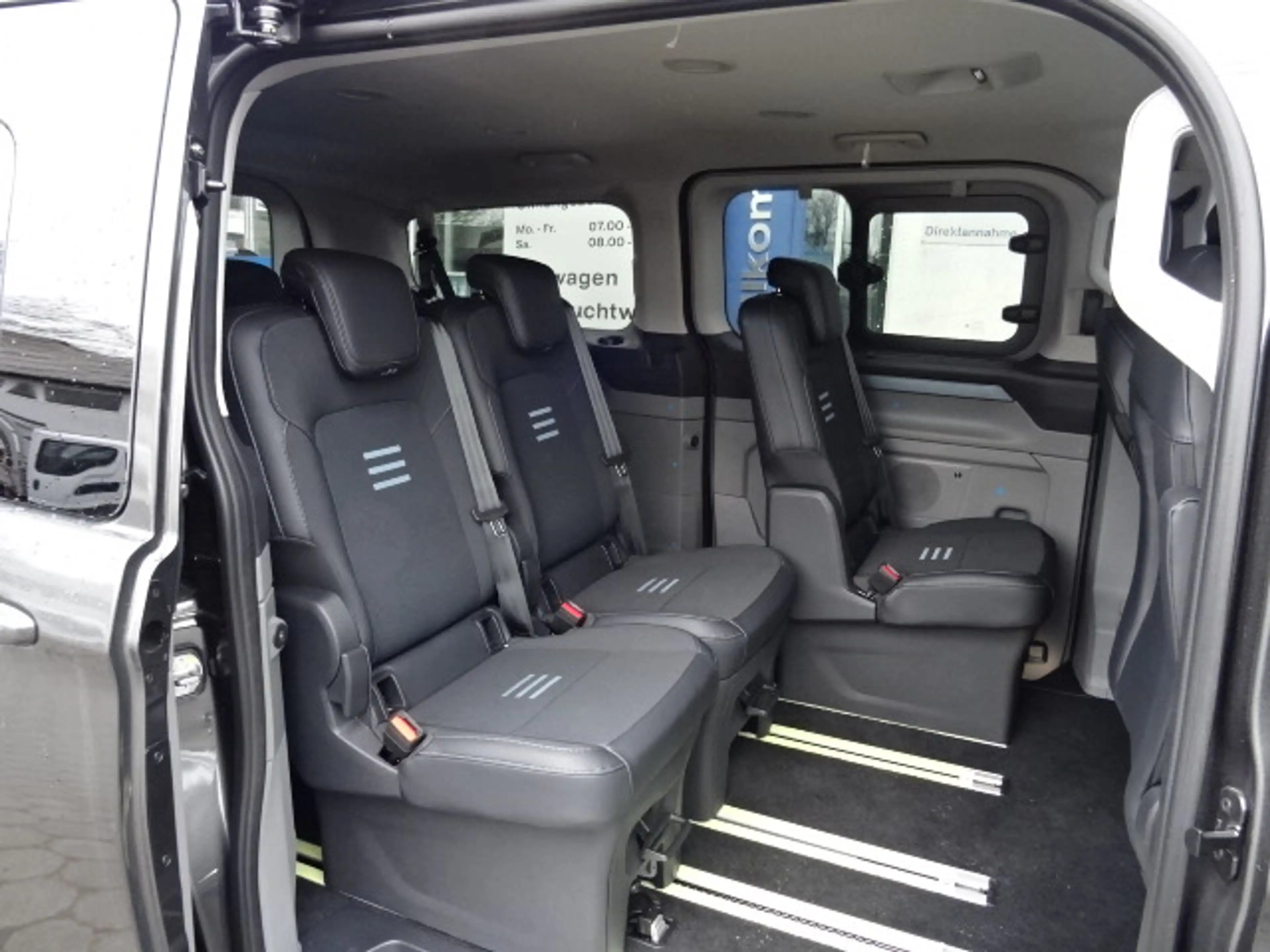 Ford Tourneo Custom 320 L1 Active FWD Automatik +Matrix+B&O — photo 8