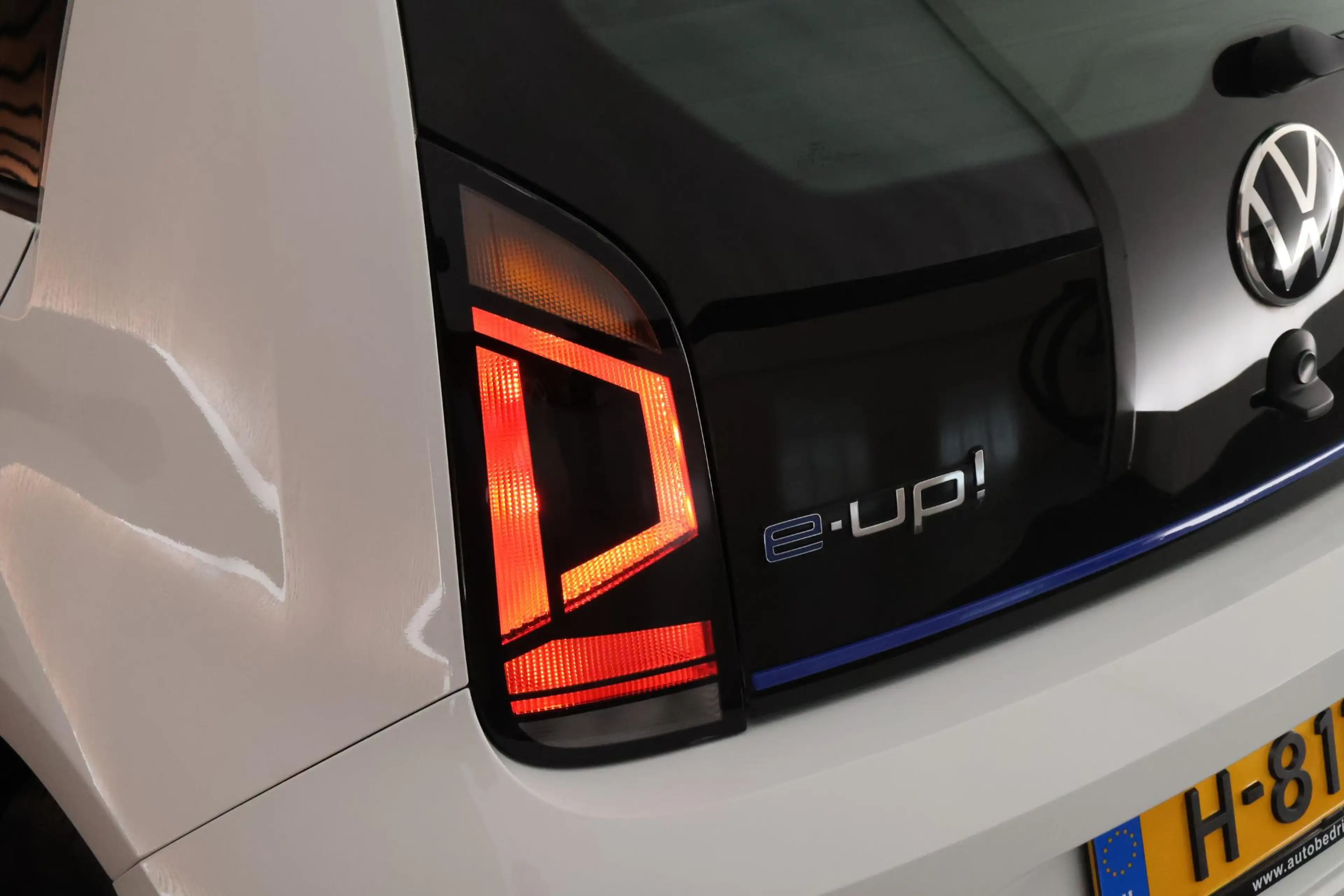 Volkswagen e-up! e-up! Camera Cruise Control — photo 27