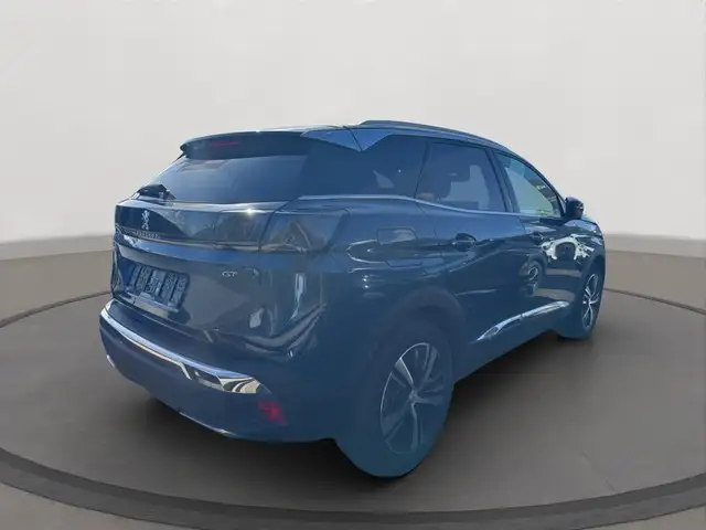 Peugeot 3008 view 4
