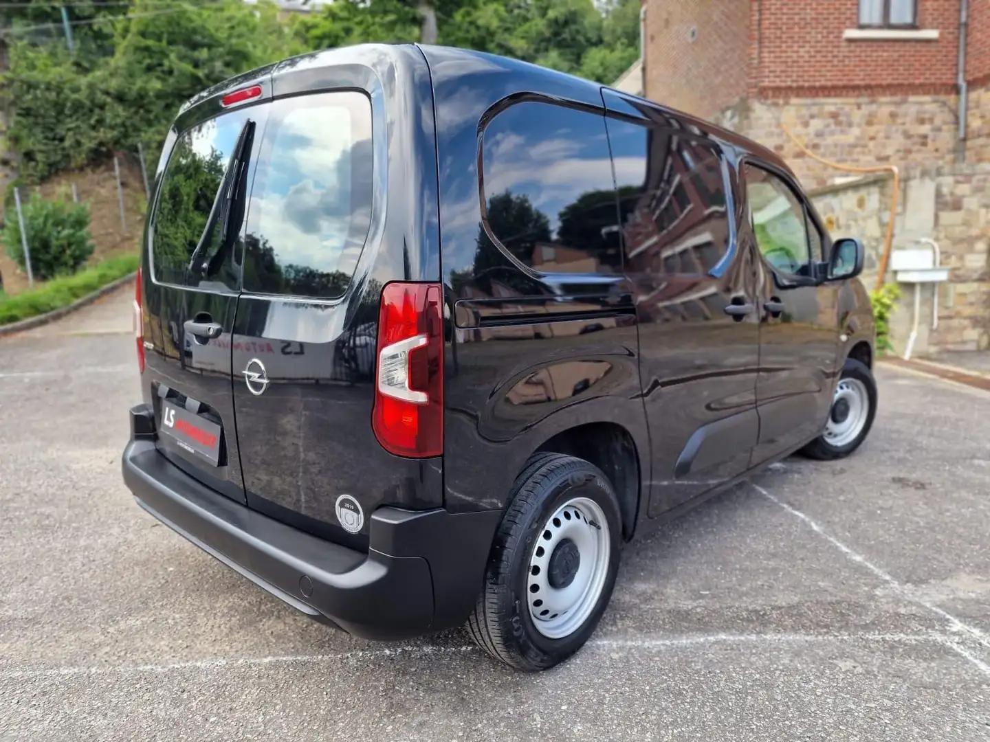 Opel Combo 1.6d*3Places*Airco*Cruise*PorteLatérale*Eu6b Zwart - 2