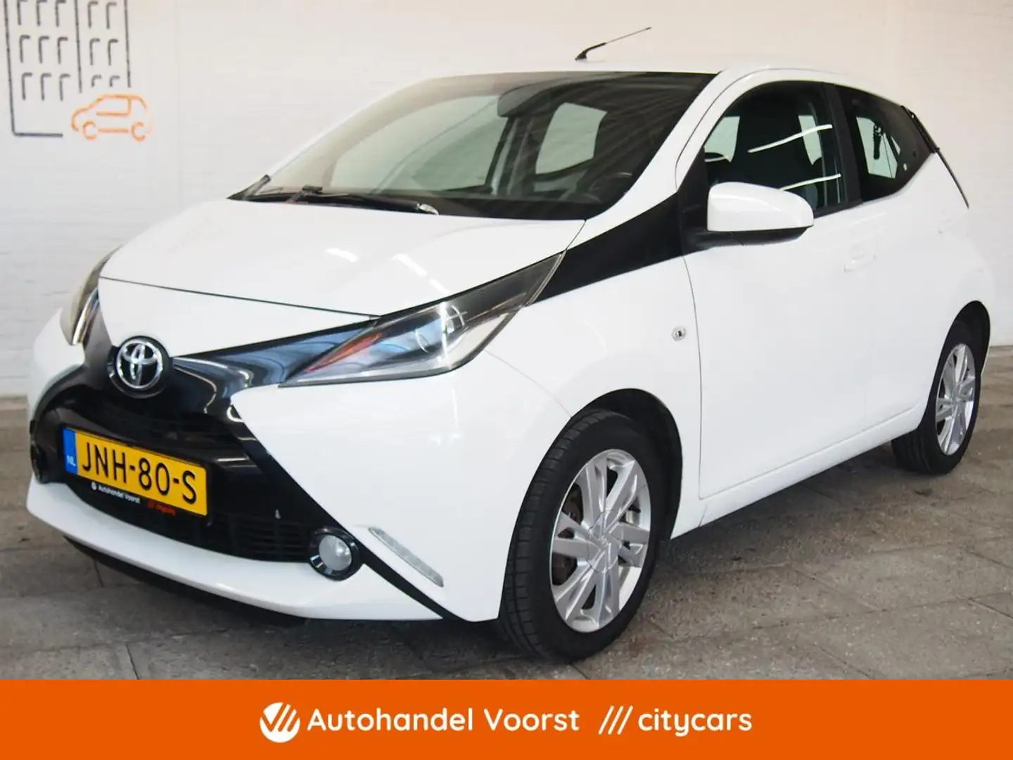 Toyota Aygo 1.0 VVT-i x-play Camera (APK:Nieuw) Incl.Garantie Blanc - 1