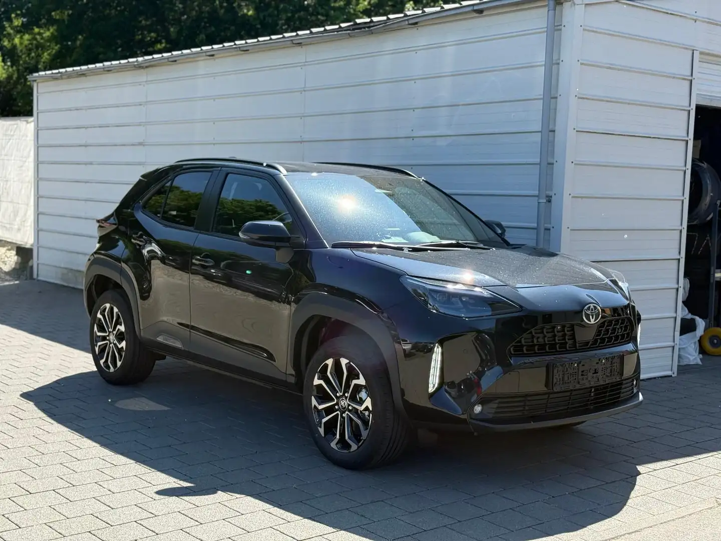 Toyota Yaris Cross Style Comfort 1,5-l-VVT-iE SafetyP*Navi*WinterP... Nero - 1