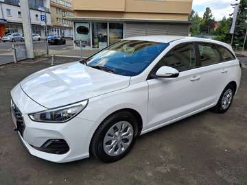Select, 2.Hd, TÜV neu, Klima, 8-fach bereift, Tempomat, PDC hinten