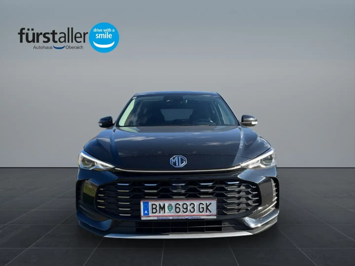 MG ZS 1,5 HEV Standard Schwarz - 2