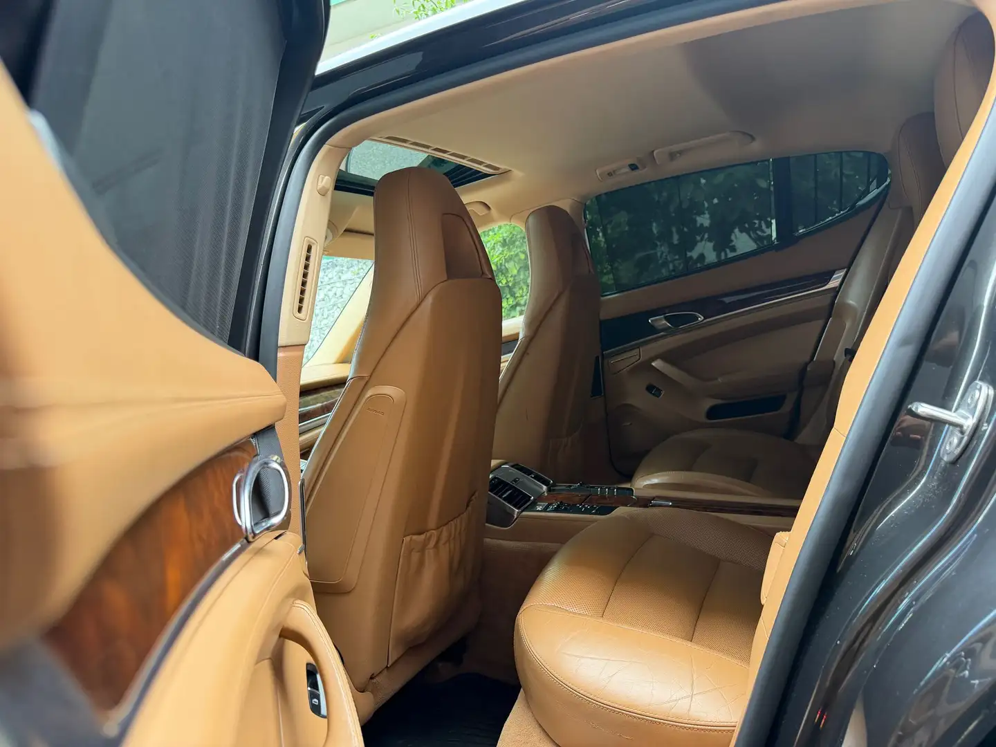 Porsche Panamera *NAVI*BI XENON*SITZBLFT*KLIMA*KREDIT* Grau - 2