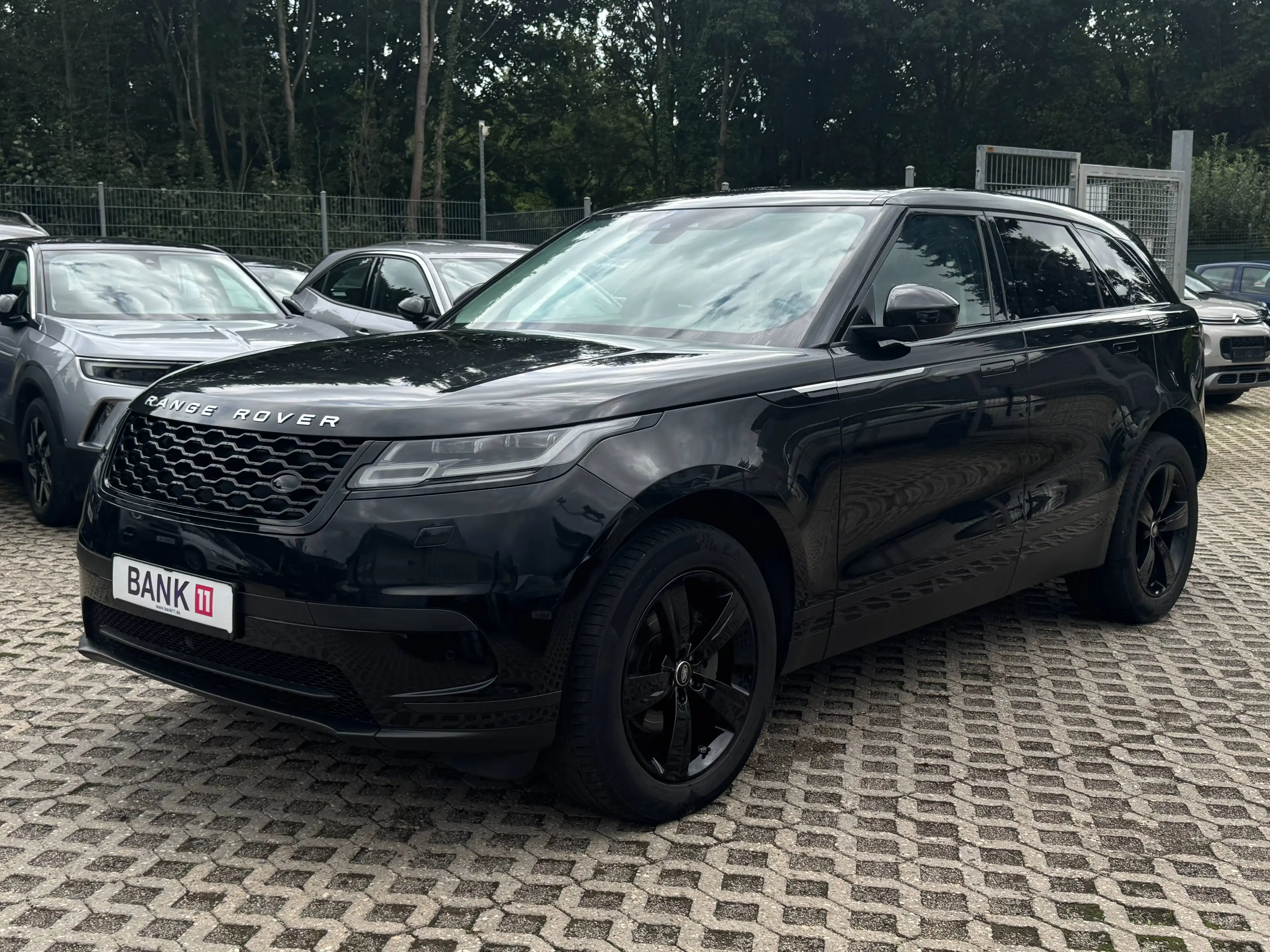 Land Rover Range Rover Velar 2,0d*Vollleder*Sitzheizung* — photo 2