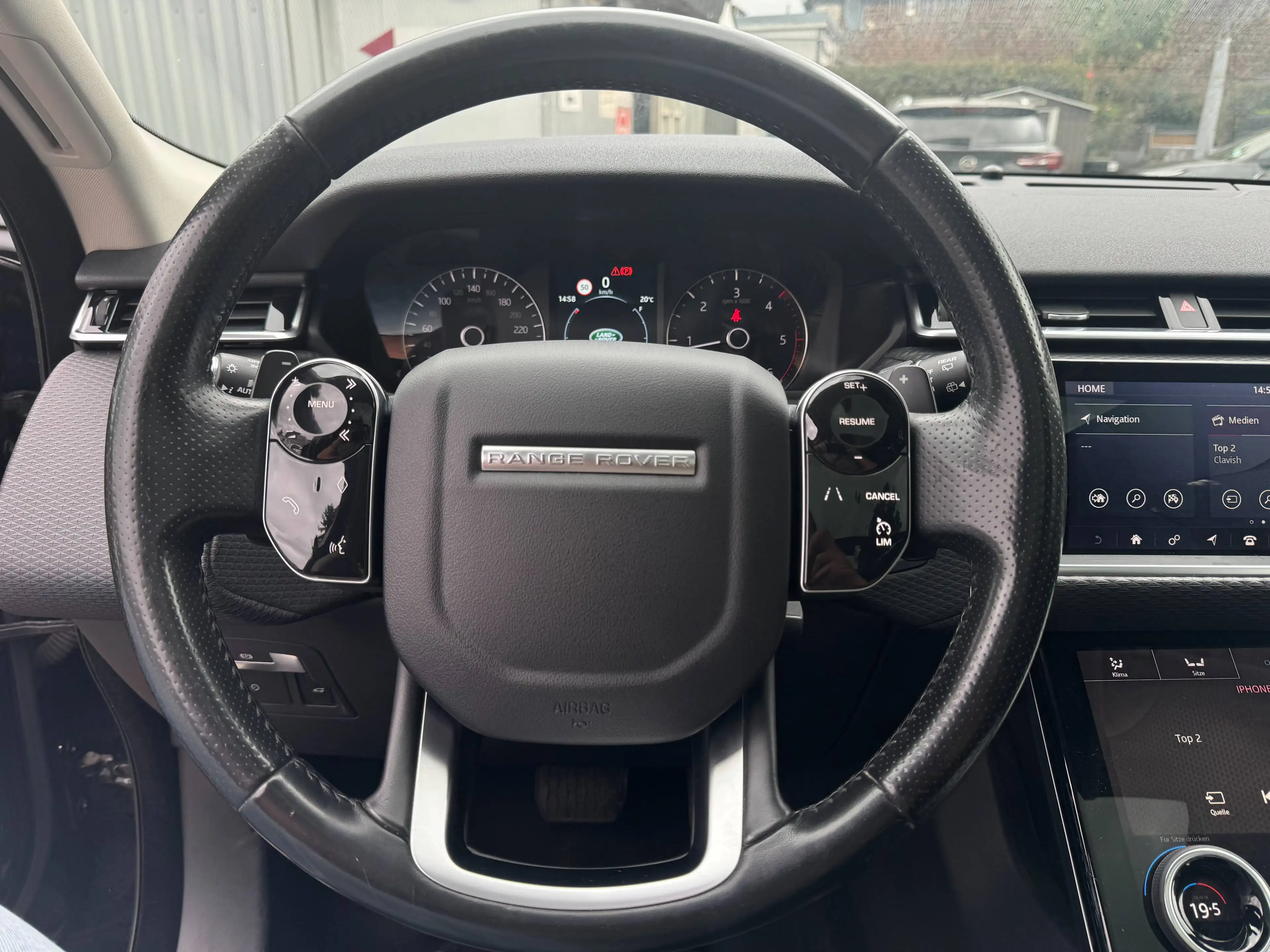 Land Rover Range Rover Velar 2,0d*Vollleder*Sitzheizung* — photo 9