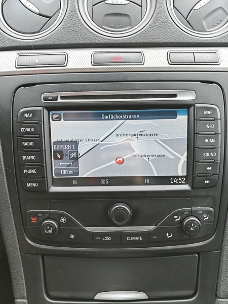 Ford S-Max 2.0 TDCI 140 PS 7 Sitze Guter Zustand — photo 10