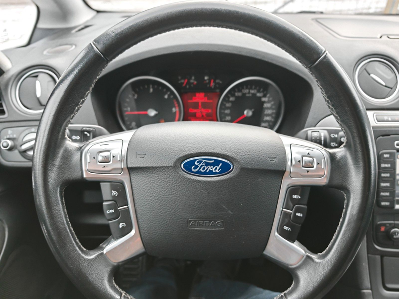 Ford S-Max 2.0 TDCI 140 PS 7 Sitze Guter Zustand — photo 12