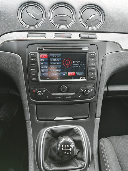 Ford S-Max 2.0 TDCI 140 PS 7 Sitze Guter Zustand — photo 11