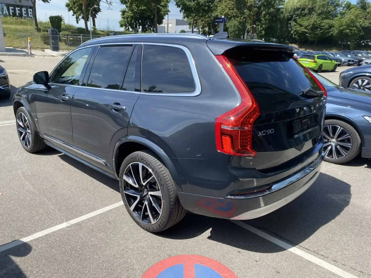 Volvo XC90 Inscription AWD B5 Diesel EU6d HUD AD StandHZG El. Grijs - 2