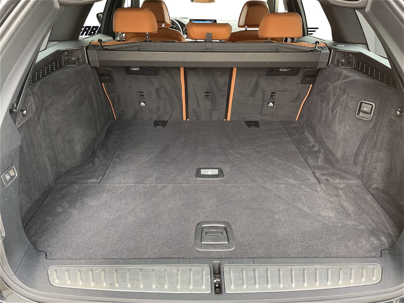 BMW 540 i xDrive Sport Line Panorama Glasdach-Innovationsp — photo 12