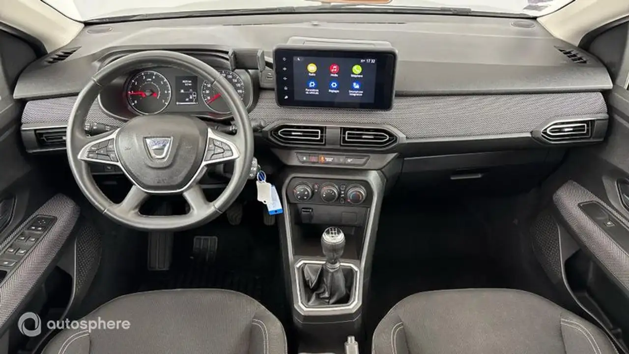 Dacia Sandero Sandero — photo 11
