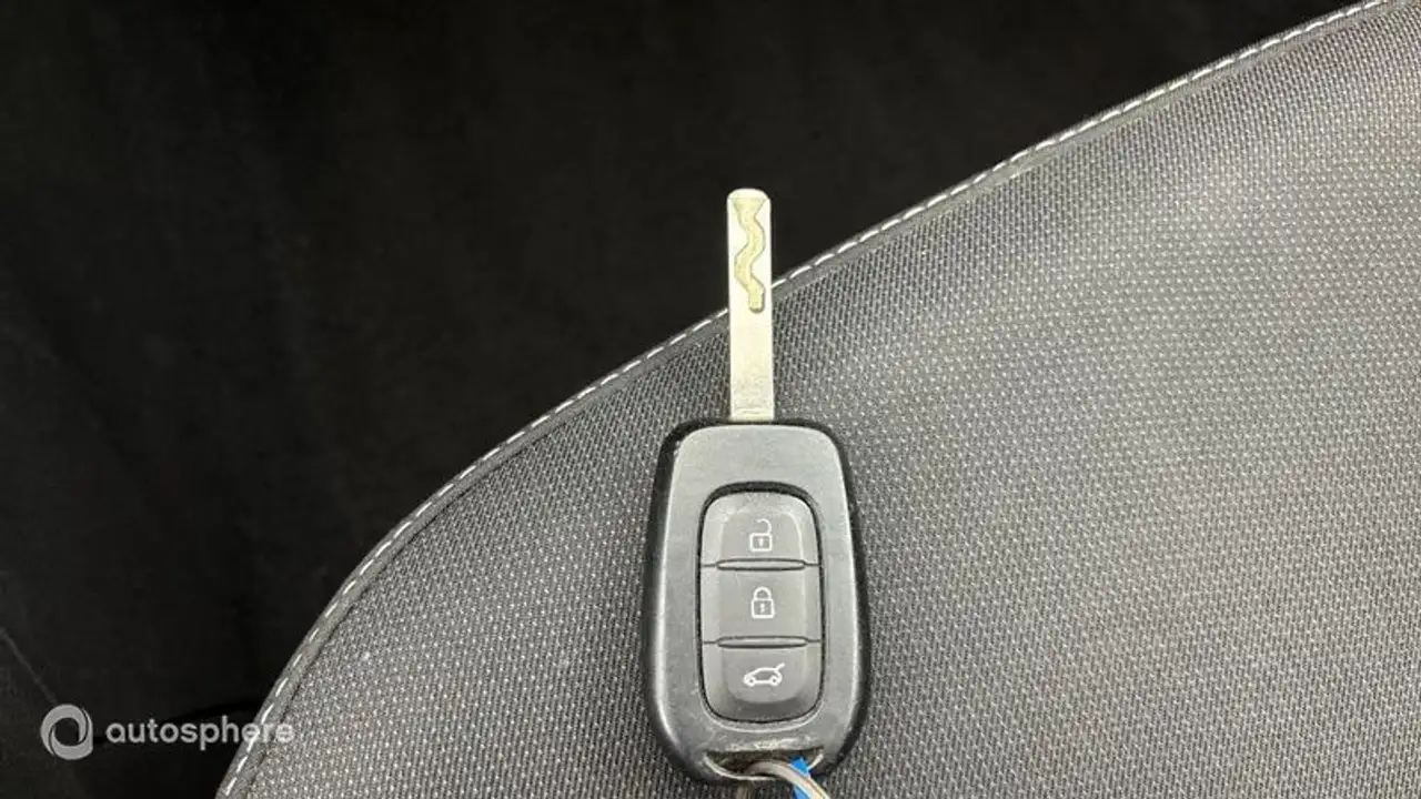 Dacia Sandero Sandero — photo 16