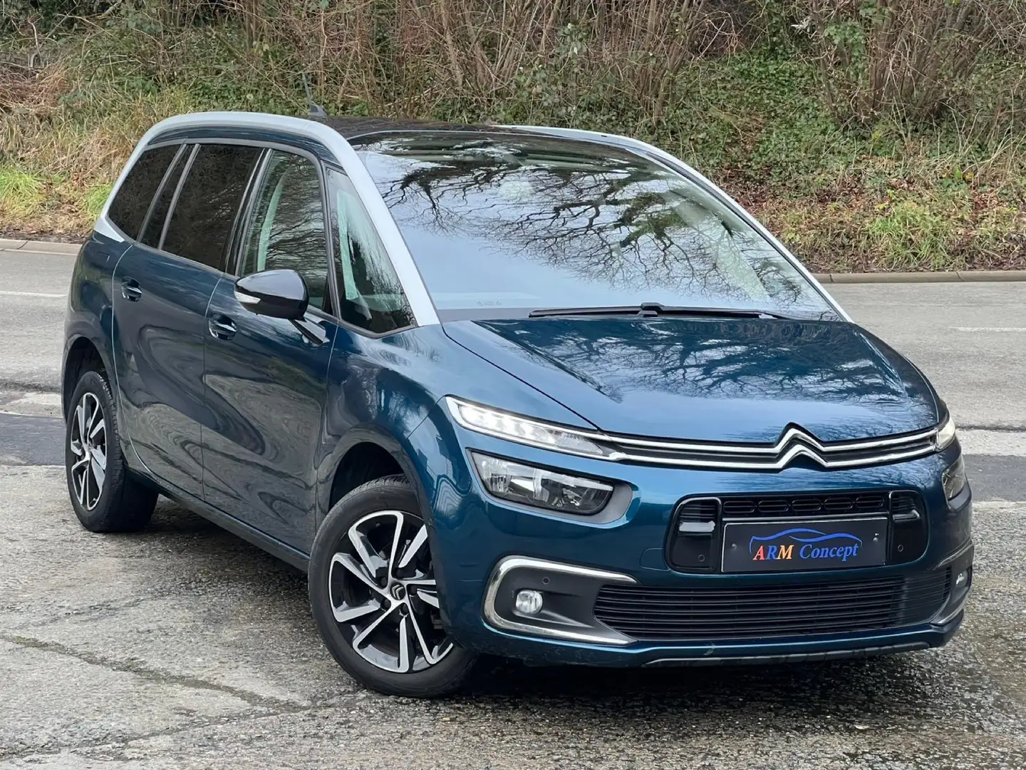 Citroen C4 SpaceTourer 1.2 essence AUTOMATIQUE 7 places Garantie 12 Mois - 2