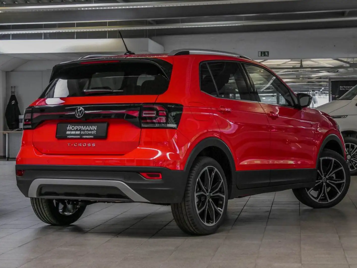 Volkswagen T-Cross 1.0 TSI Style App-Connect ACC Kamera Rot - 2