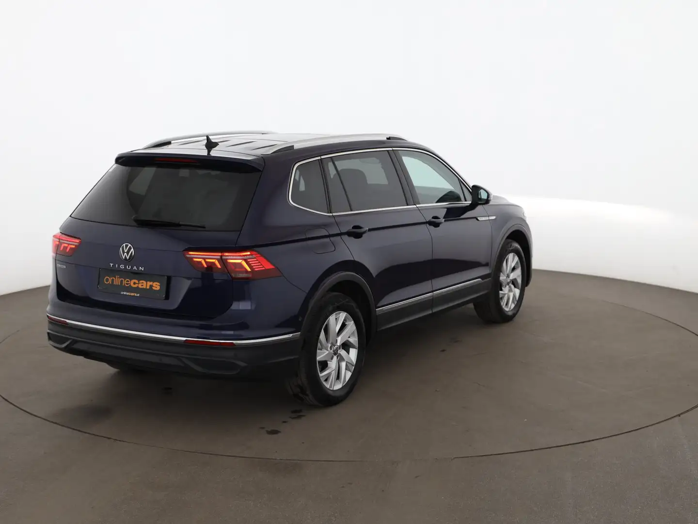 Volkswagen Tiguan Allspace 2.0 TDI Life MATRIX STANDHZG SKY Blau - 2
