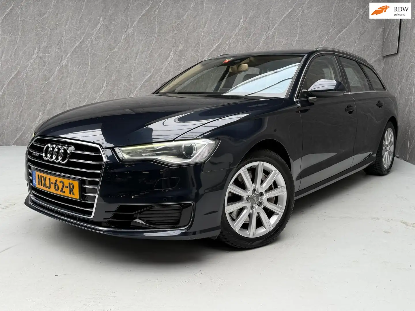 Audi A6 Avant 3.0 TFSI 333 PK quattro Premium Edition / De Zwart - 1