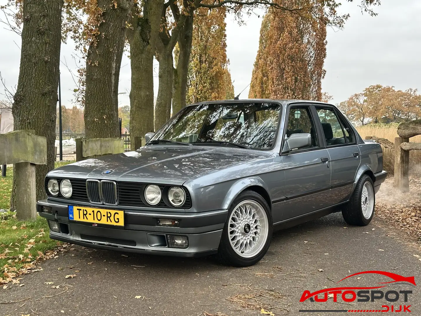 BMW 320 3-serie 320i Bleu - 1