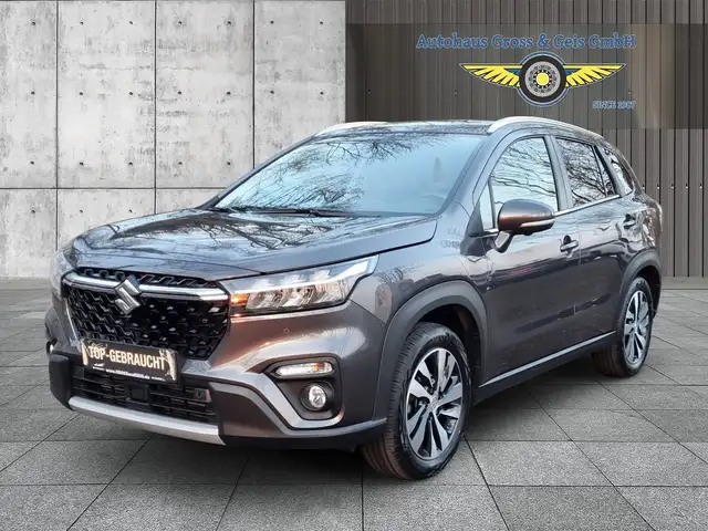 Suzuki S-Cross