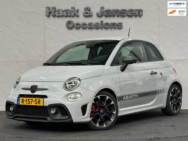 Fiat 500 Abarth 1.4 T-Jet Competizione Akrapovic Clima