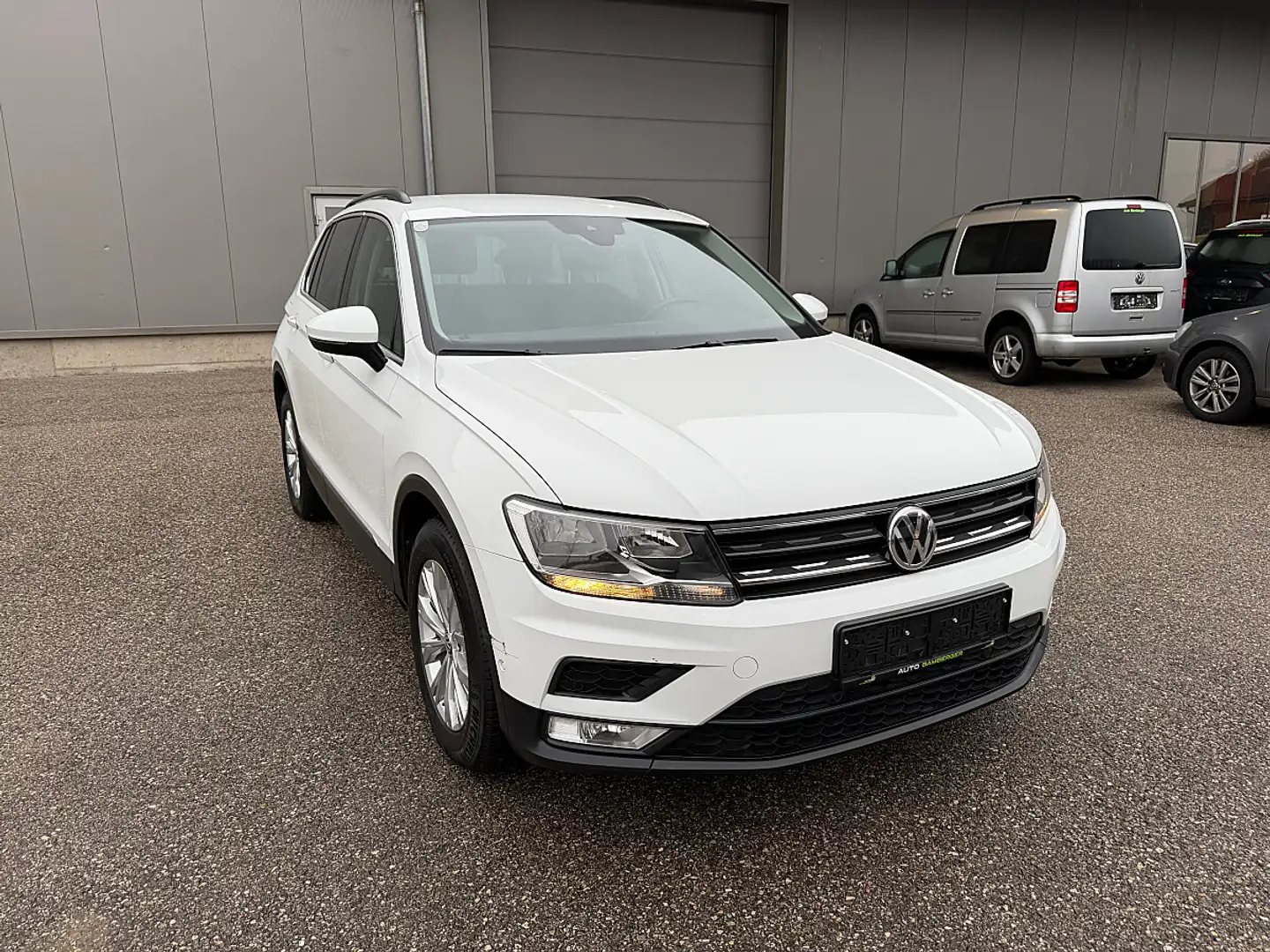 Volkswagen Tiguan 2,0 TDI#1.Besitz#PDC#Rückfahrkam#Sitzheiz Weiß - 1