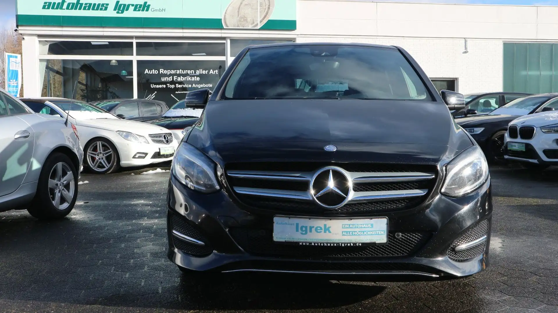Mercedes-Benz B 200 BlueEfficiency Schwarz - 2