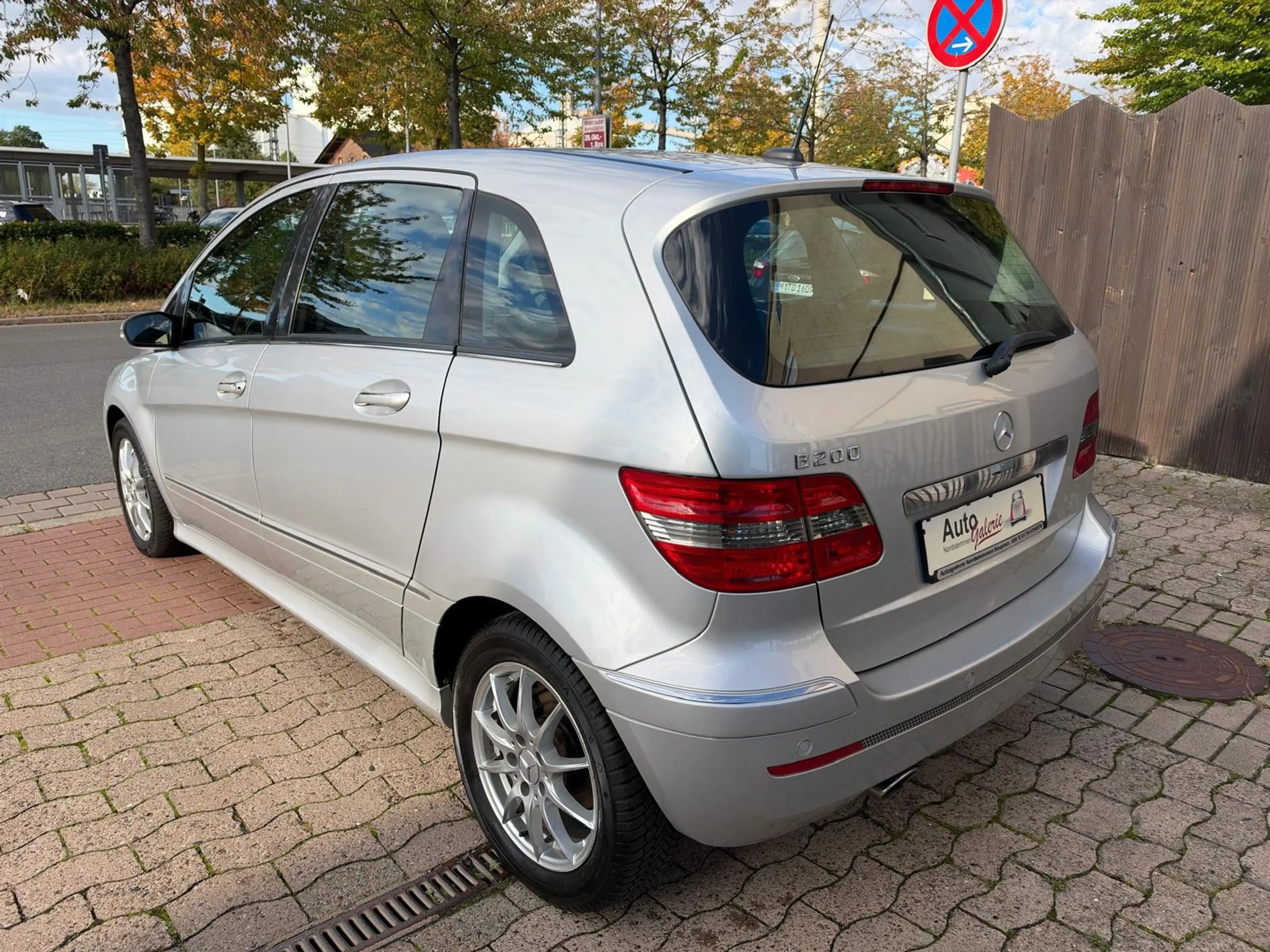 Mercedes-Benz B 200 |Automatik|Xenon|Navi|Alu|TÜV/AU NEU — photo 4