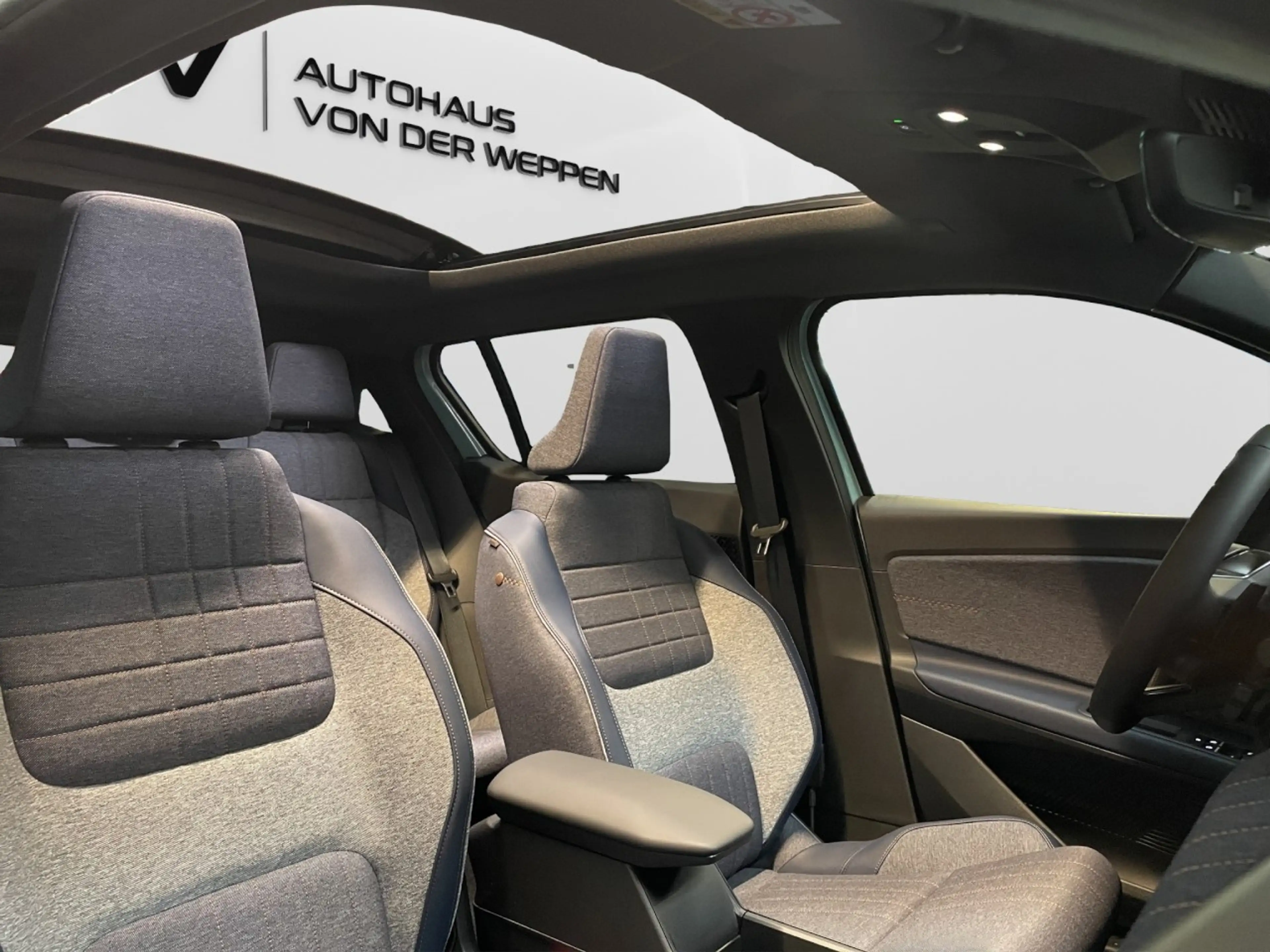 Renault R 4 Techno *plein sud* 150 Comfort Range Klima — photo 18