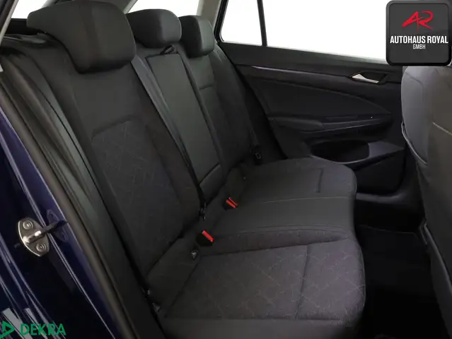 Volkswagen Golf view 12