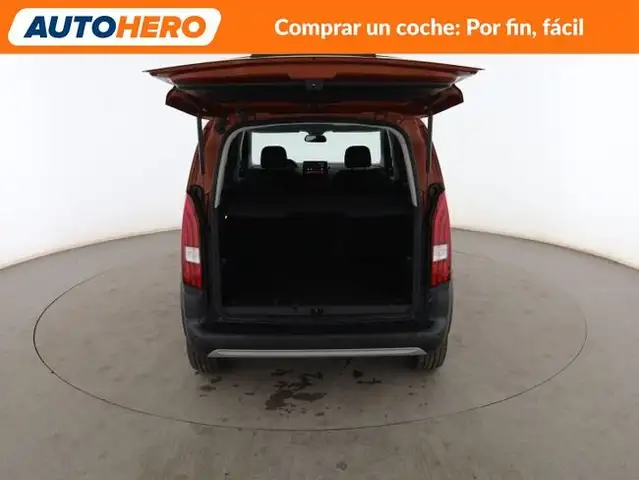 Peugeot Rifter view 17