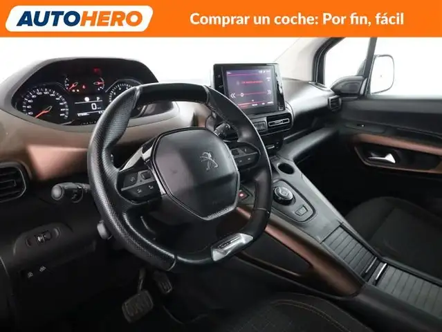 Peugeot Rifter view 12