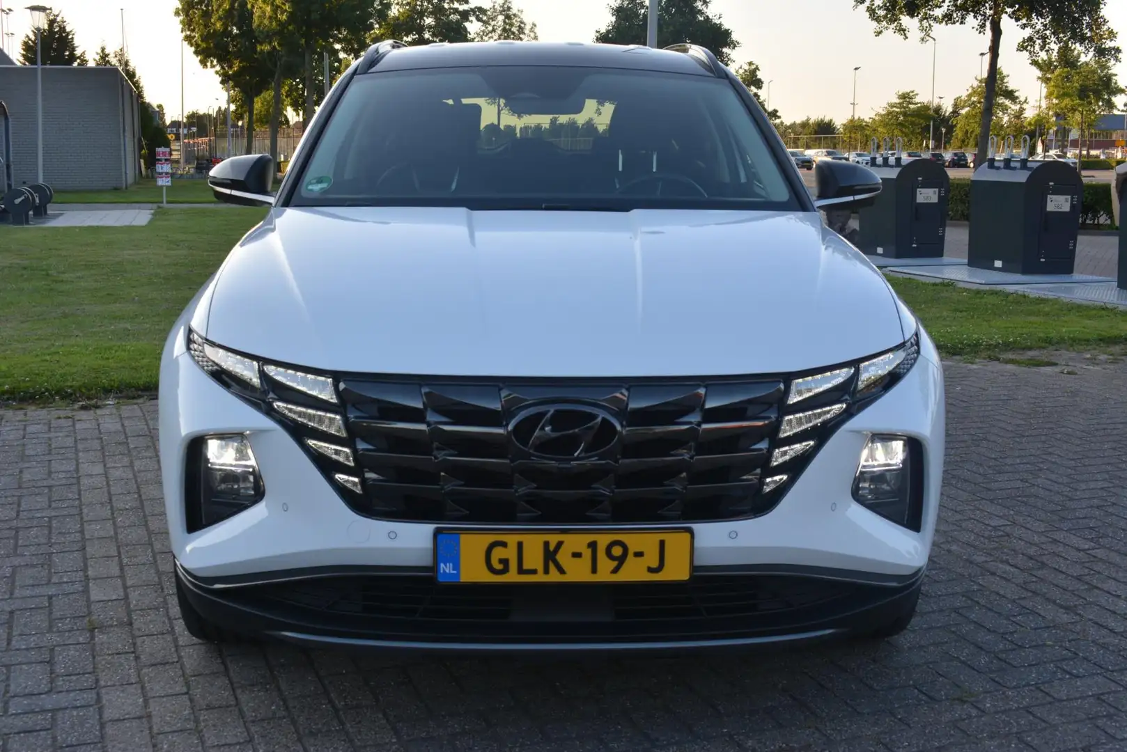 Hyundai TUCSON 1.6 T-GDI PHEV Premium 4WD Wit - 2