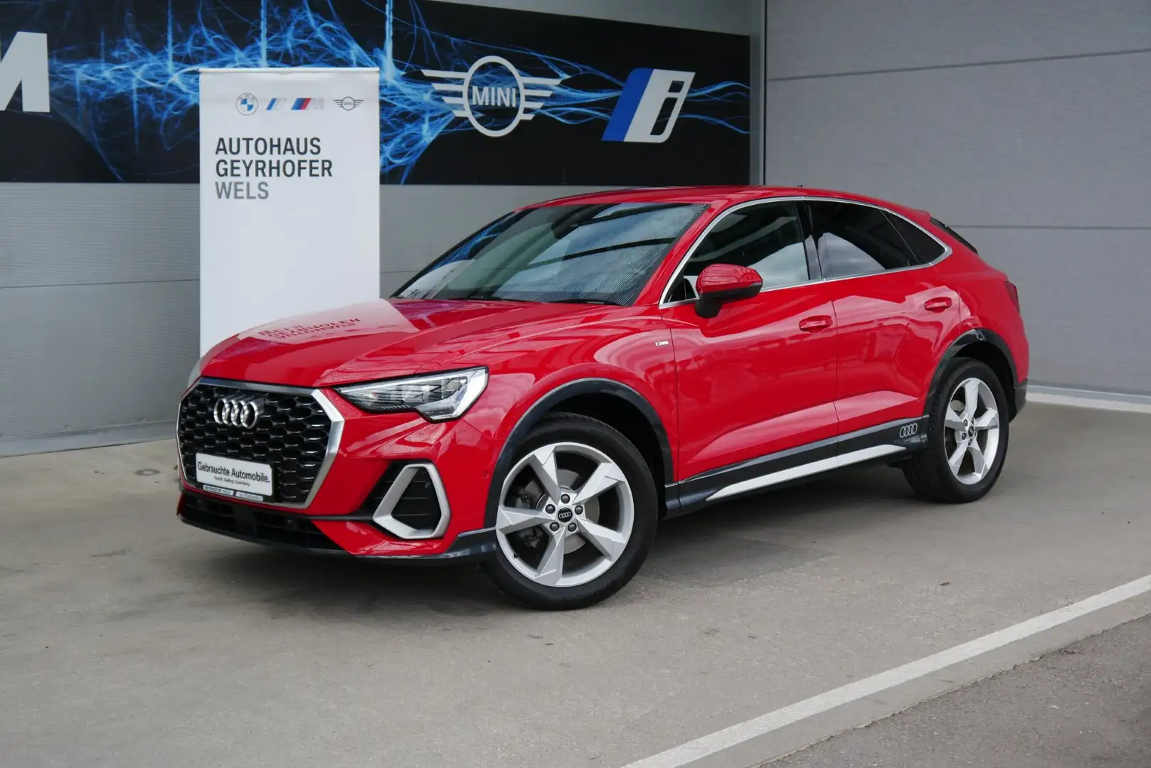 Audi Q3 Q3 Sportback 35 TFSI S-line S- Rot - 1