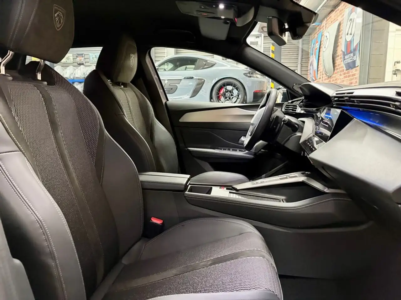 Peugeot 308 SW 1.6 220cv Hyb-Ess Auto GT, миниатюра 8