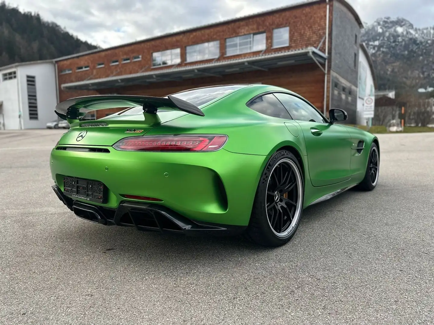Mercedes-Benz AMG GT R  Vollausstattung Keramik Groen - 2