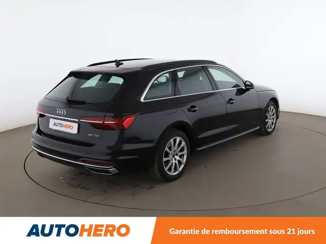 Audi A4 Avant view 6