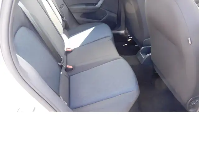 Seat Arona view 13