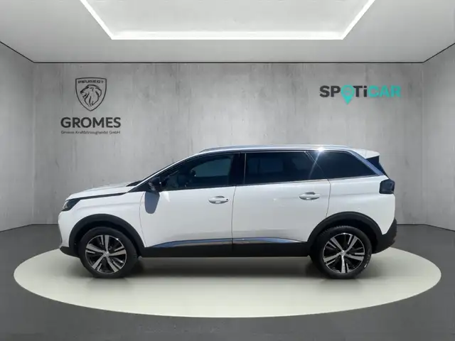 Peugeot 5008 view 6