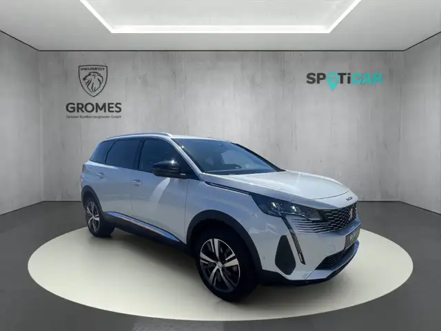 2024 Peugeot 5008 in White for sale