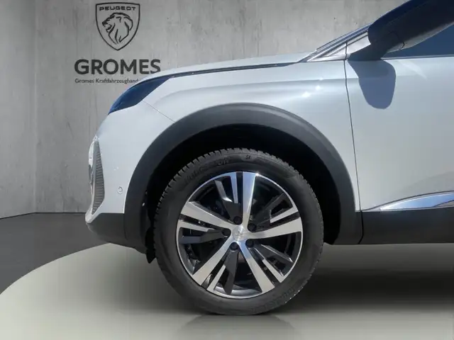 Peugeot 5008 view 11