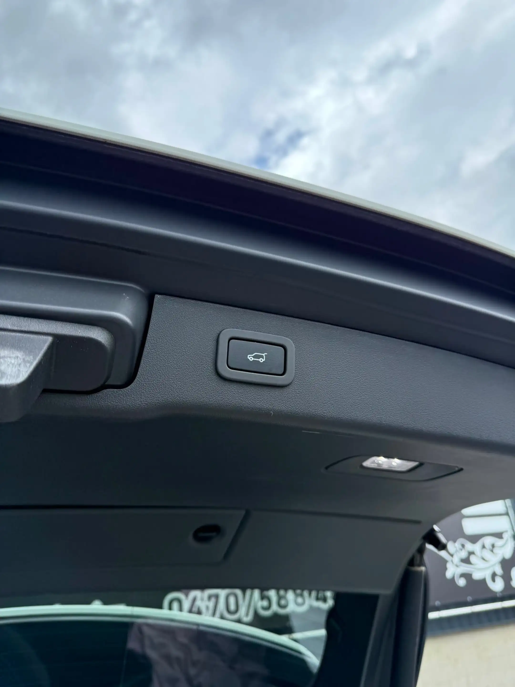 Jaguar XF XF Sportbrake 3.0 D V6 S First Édition Utilitaire — photo 14