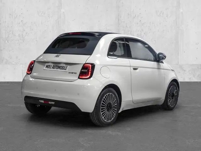 Fiat 500c view 2