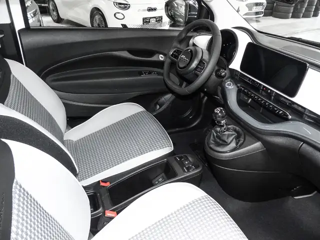 Fiat 500c view 4