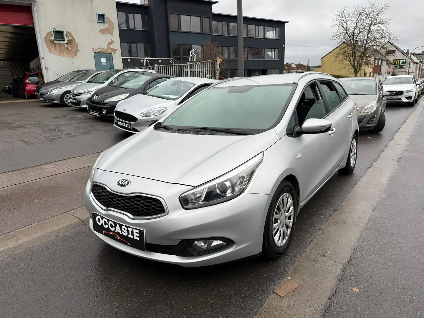 Kia Ceed SW / cee'd SW Cee'd SW 1.6 CRDi Easy**MARCHAND EXPORT** - 1