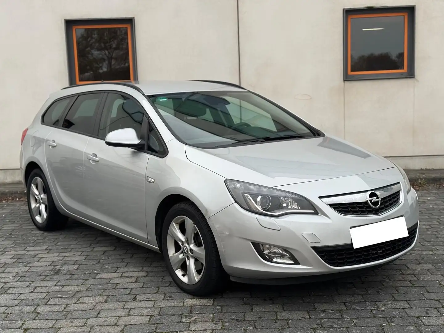Opel Astra Astra 2.0 CDTI DPF Sports Tourer Design Edition Silber - 2