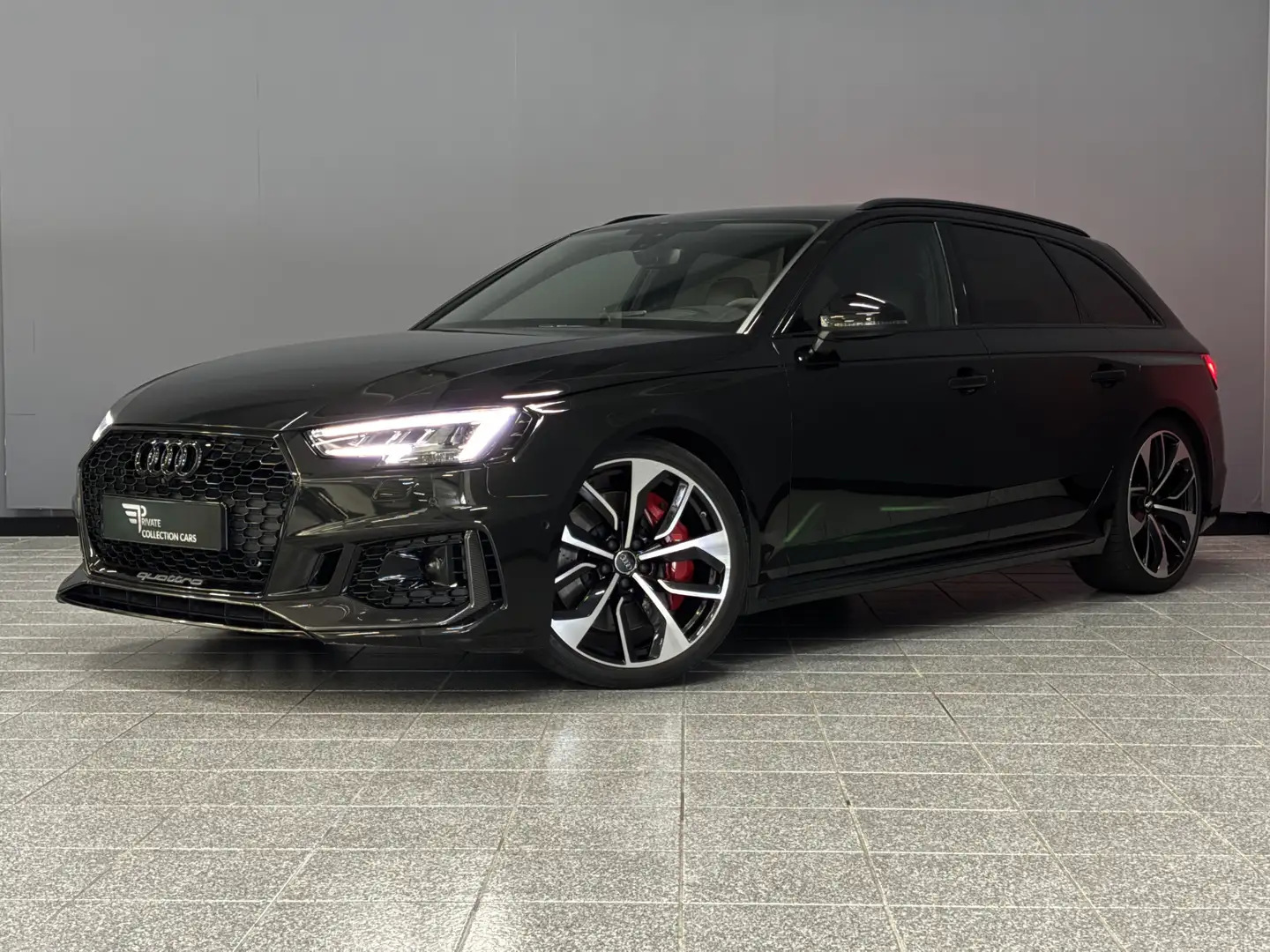 Audi RS4 Avant 2.9 TFSI quattro Pano|HUD|Carbon|B&O Noir - 1
