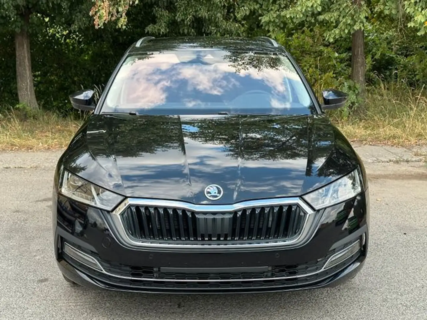 Skoda Octavia 1.5 TSI e-TEC DSG Selection Combi Navi Schwarz - 1