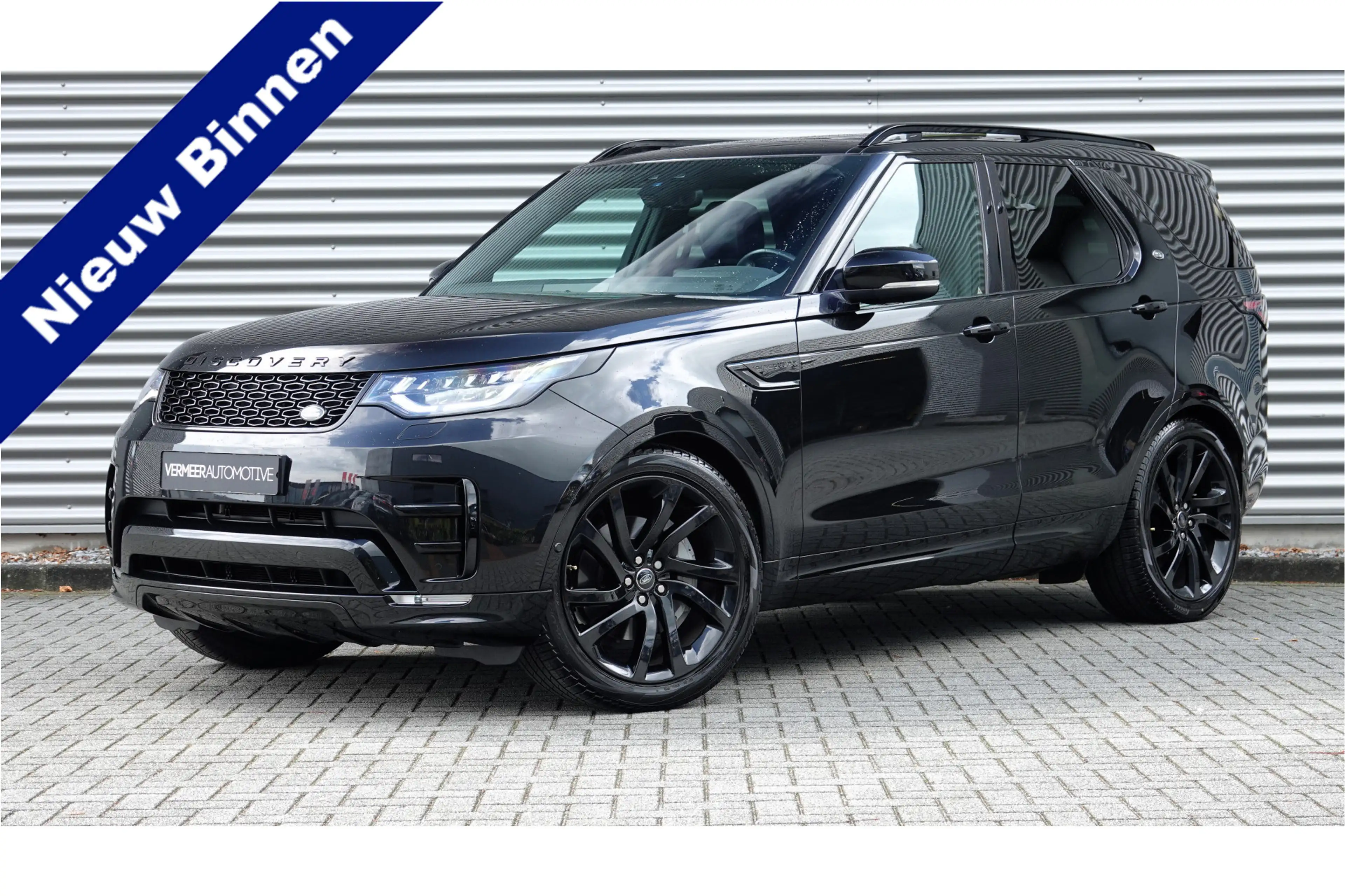 Land Rover Discovery 3.0 Sd6 Landmark Edition 7p. Black Optik | Panoram