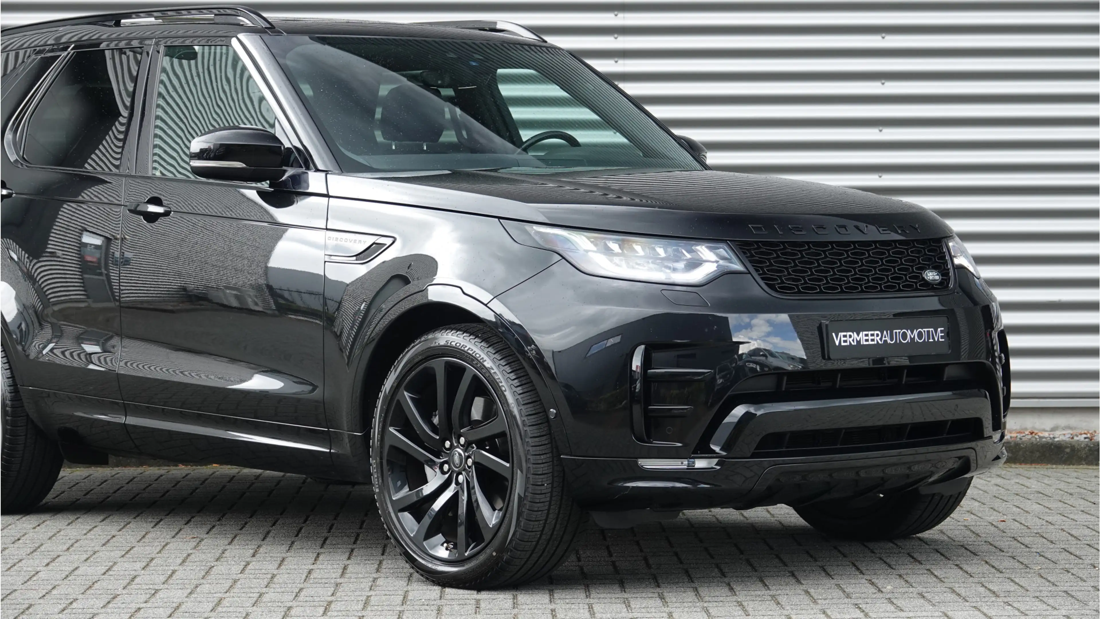 Land Rover Discovery 3.0 Sd6 Landmark Edition 7p. Black Optik | Panoram — photo 25